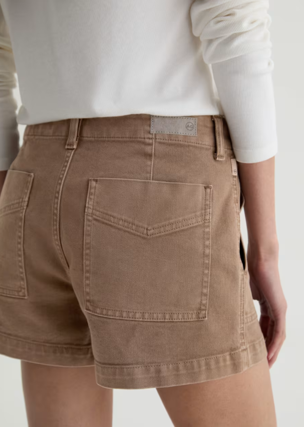 Analeigh Short - Sulfur Light Taupe - AG Jeans Canada - Danali - HYD1G85SFLT