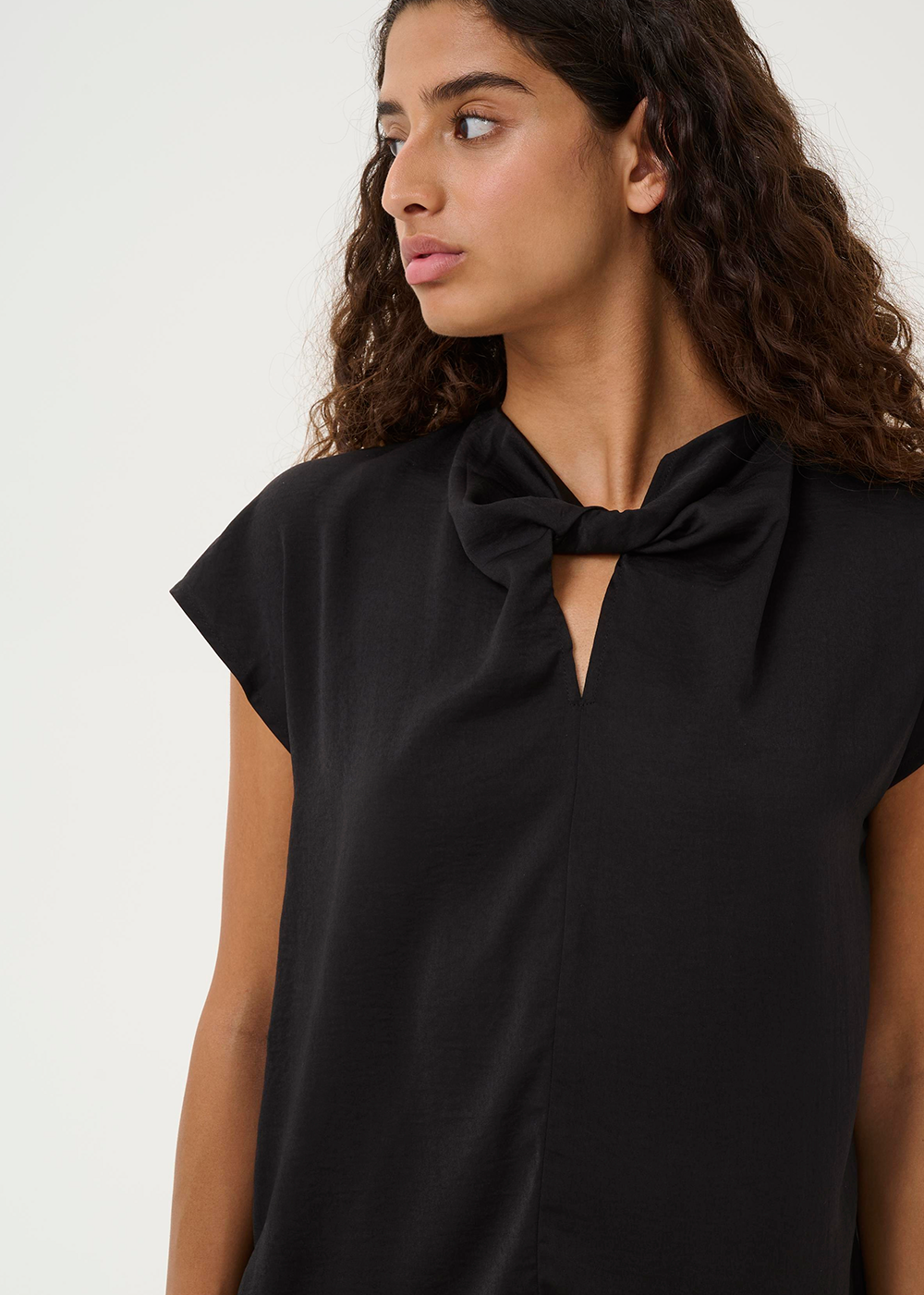 Danni Blouse - Black - InWear Canada - Danali
