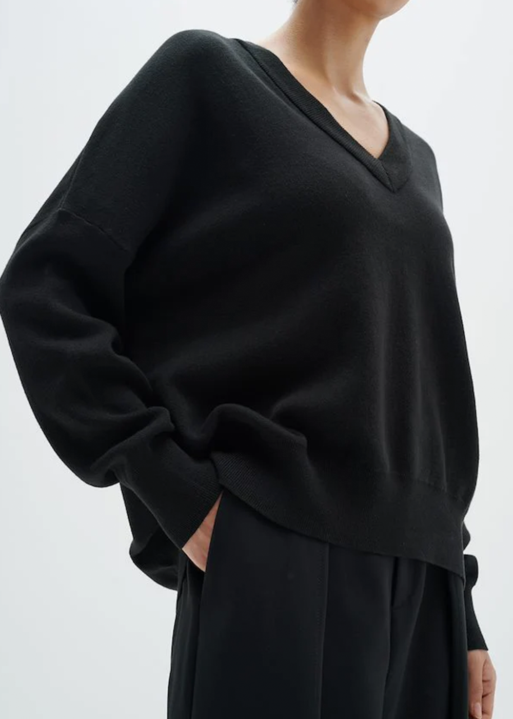 Foster V-Neck Sweater - Black - InWear Canada - Danali