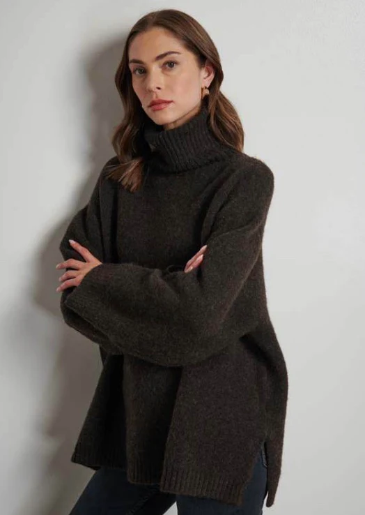 Mavis Turtleneck Sweater - Mocha - Line The Label Canada - Danali