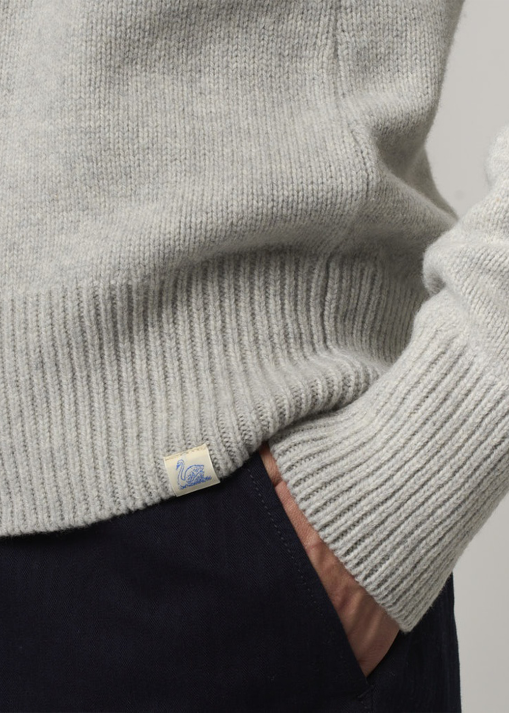 Chunky Cashmere Merino Crew Pullover - Grey Melange/Black - Merz b. Schwanen Canada - Danali