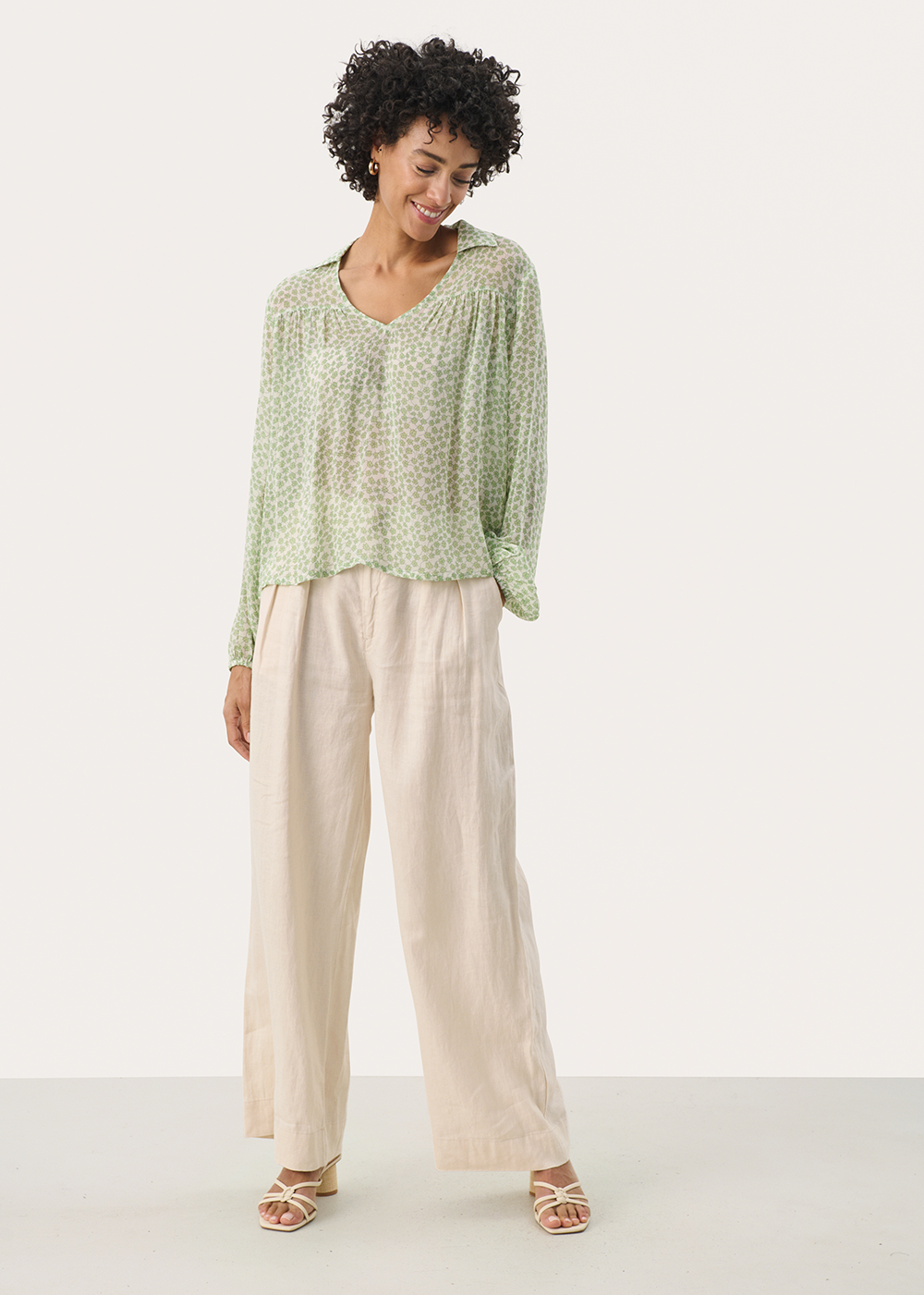 Nicholina Blouse - Green Mini Grid Floral - Part Two Canada - Danali 