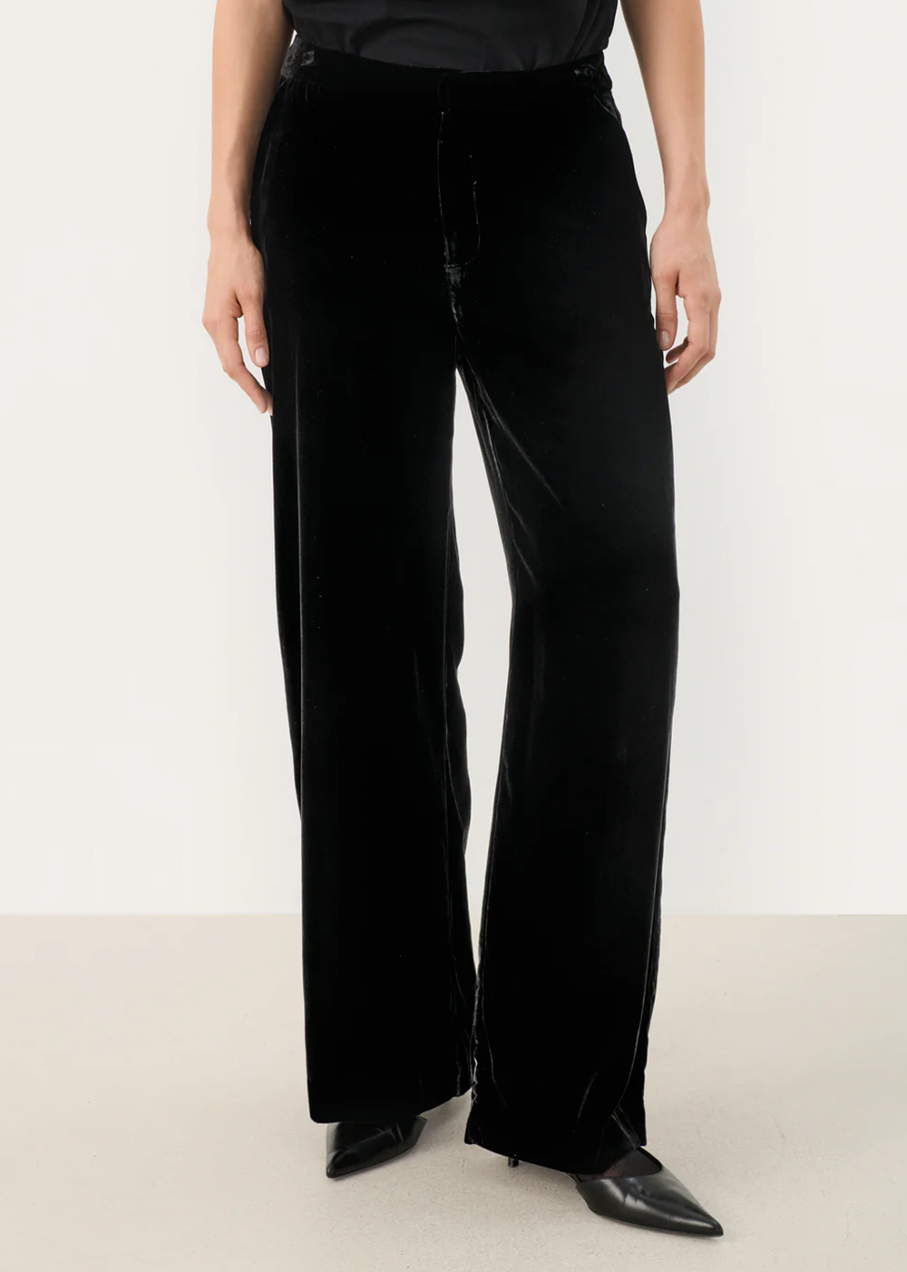 Ninnea  Velvet Pants - Black - Part Two Canada - Danali