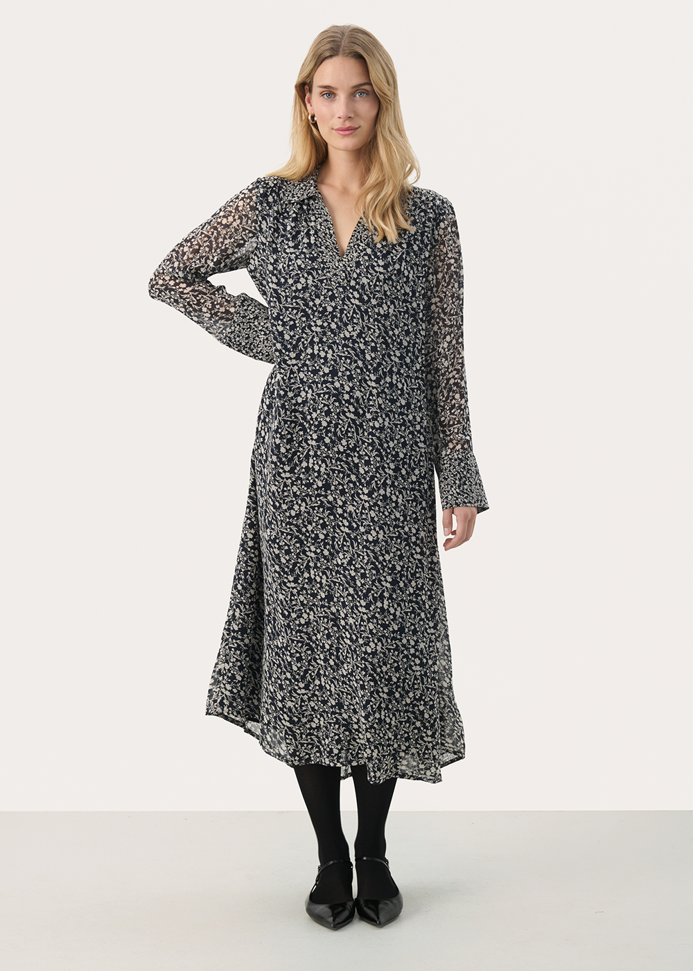Priscilla Dress - Dark Navy Floral - Part Two Canada - Danali