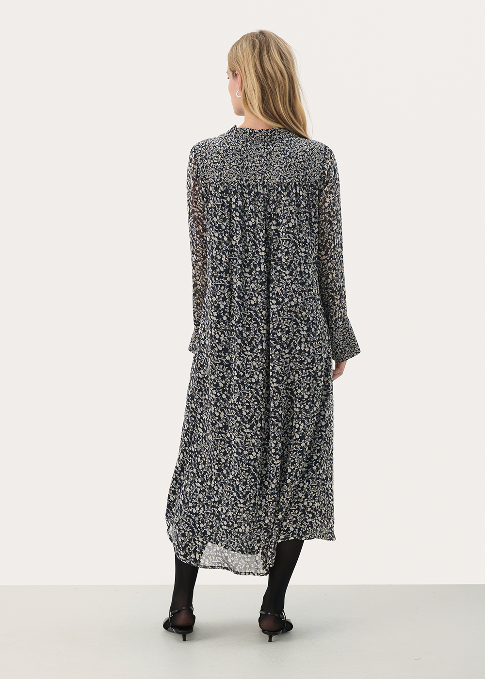 Priscilla Dress - Dark Navy Floral - Part Two Canada - Danali