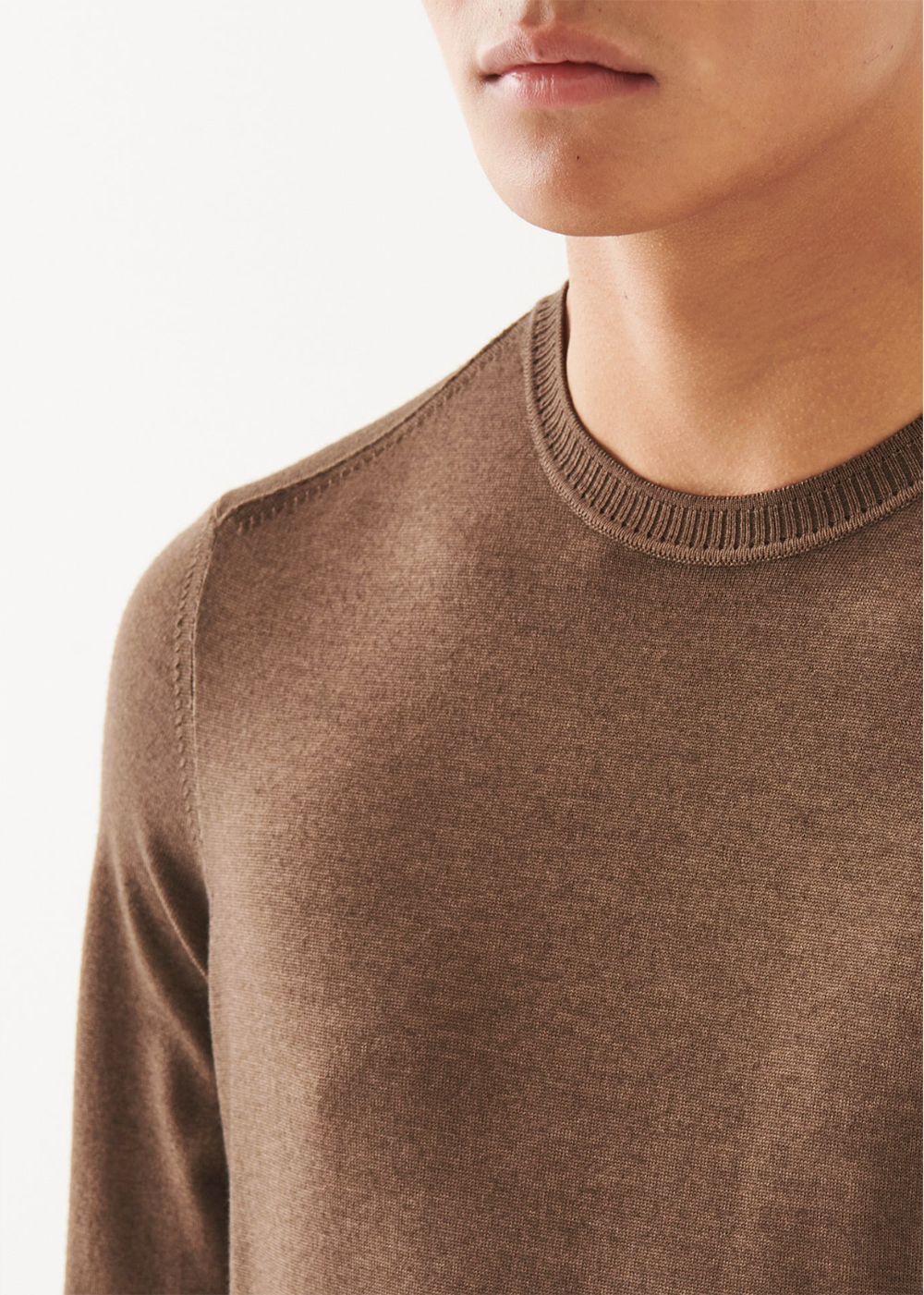 Extra-Fine Merino Vintage Wash Ribbed Hem Crewneck - Nougat Melange - Patrick Assaraf Canada - Danali