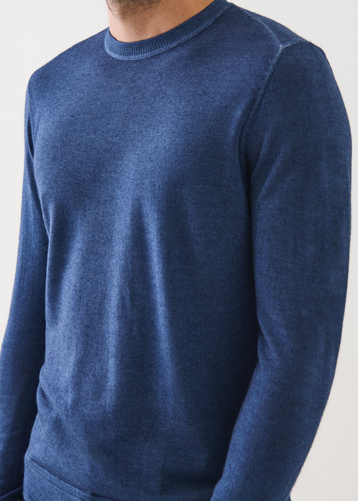 Extra Fine Merino Vintage Crewneck Sweater - Riviera - Patrick Assaraf Canada - Danali