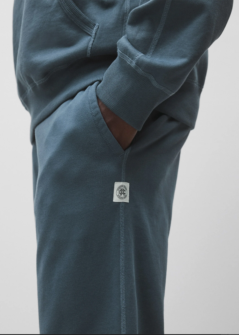 Midweight Terry Standard Sweatpant - Bermuda - Reigning Champ Canada - Danali - RC-5579