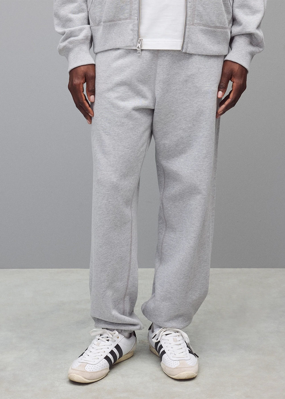 Midweight Terry Cuffed Relaxed Sweatpant - Heather Grey - Reigning Champ Canada - Danali