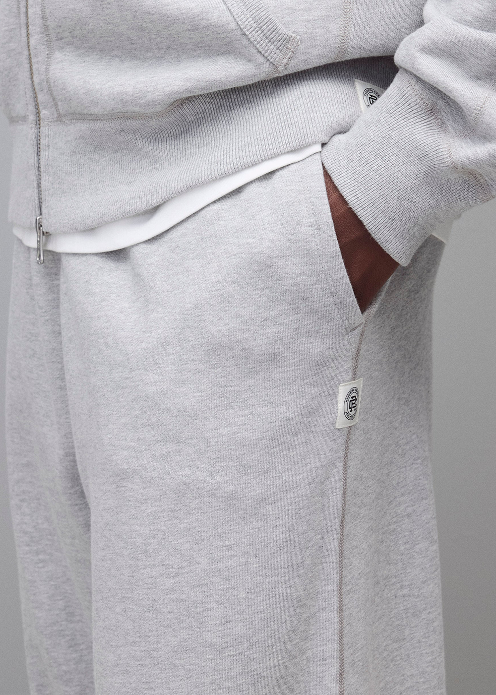 Midweight Terry Cuffed Relaxed Sweatpant - Heather Grey - Reigning Champ Canada - Danali