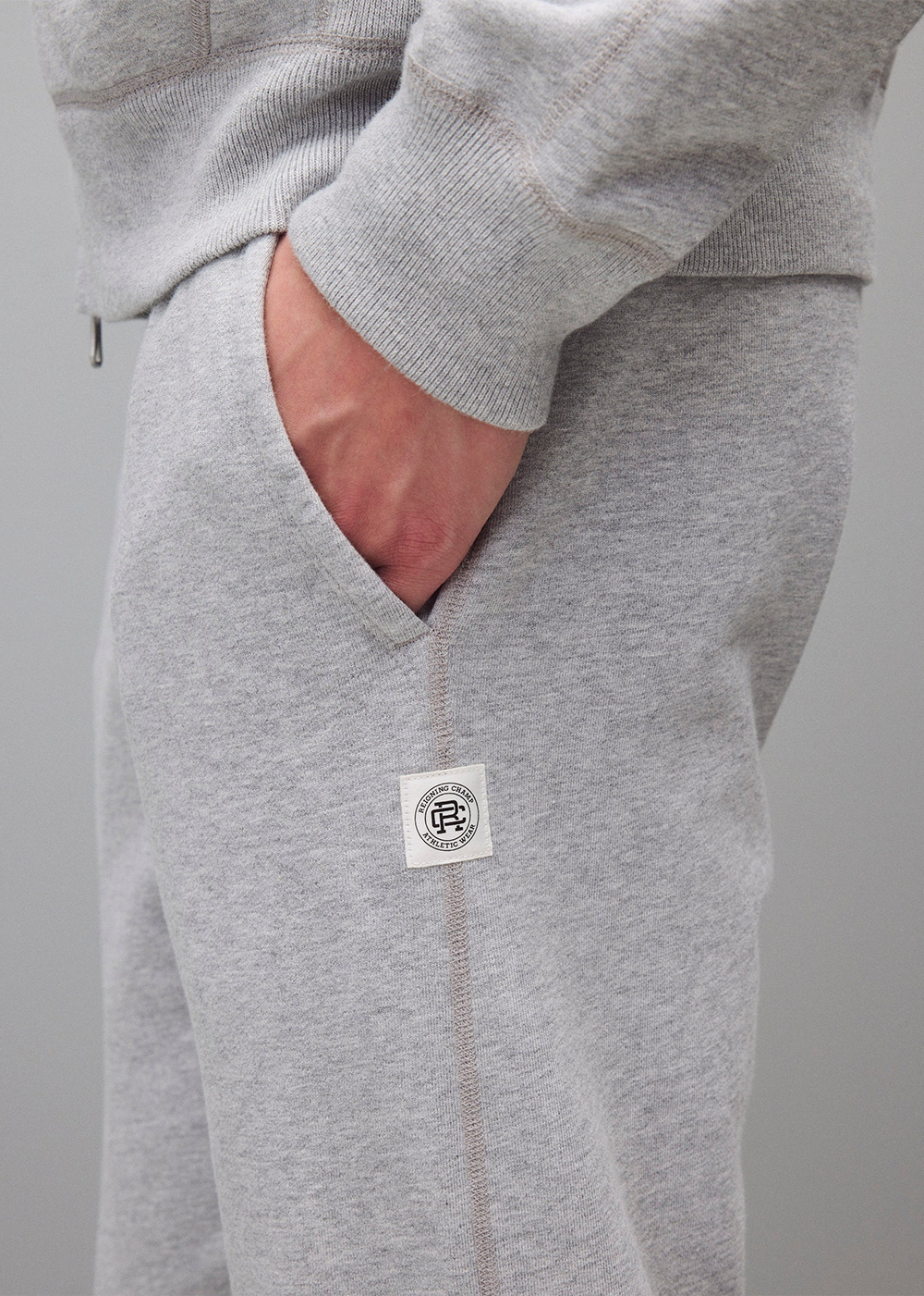 Midweight Terry Standard Sweatpant - Heather Grey - Reigning Champ Canada - Danali
