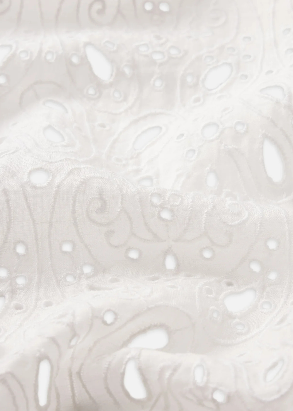 The Paisley Eyelet Cinch Sleeve Shirt - White - FRAME Canada - Danali - WE26WSH029-WHT