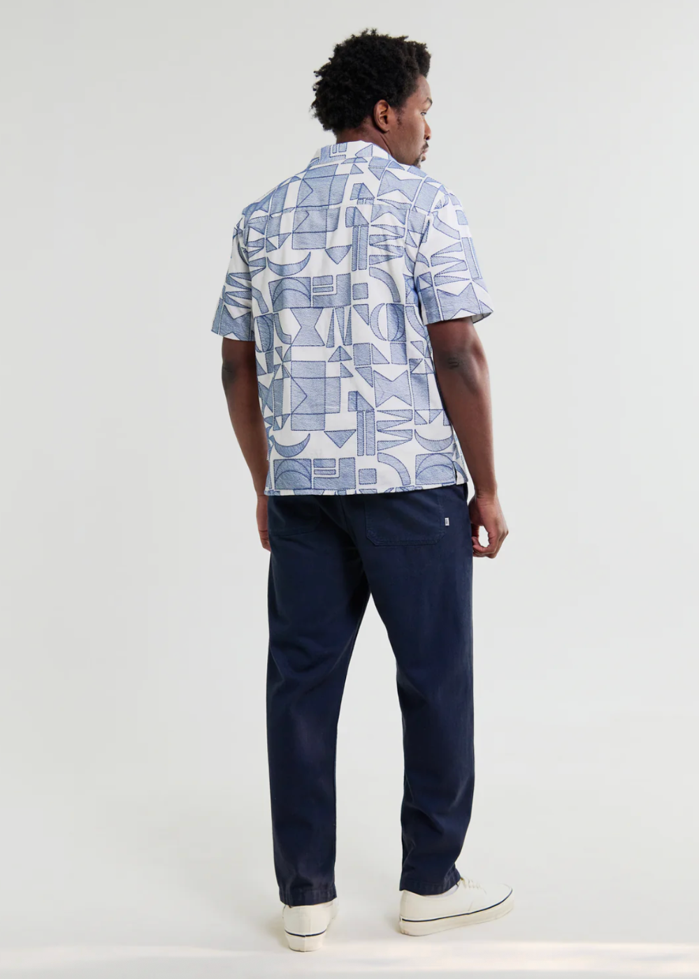 Didcot SS Shirt Geometric Shapes - Ecru/Blue - Wax London Canada - Danali