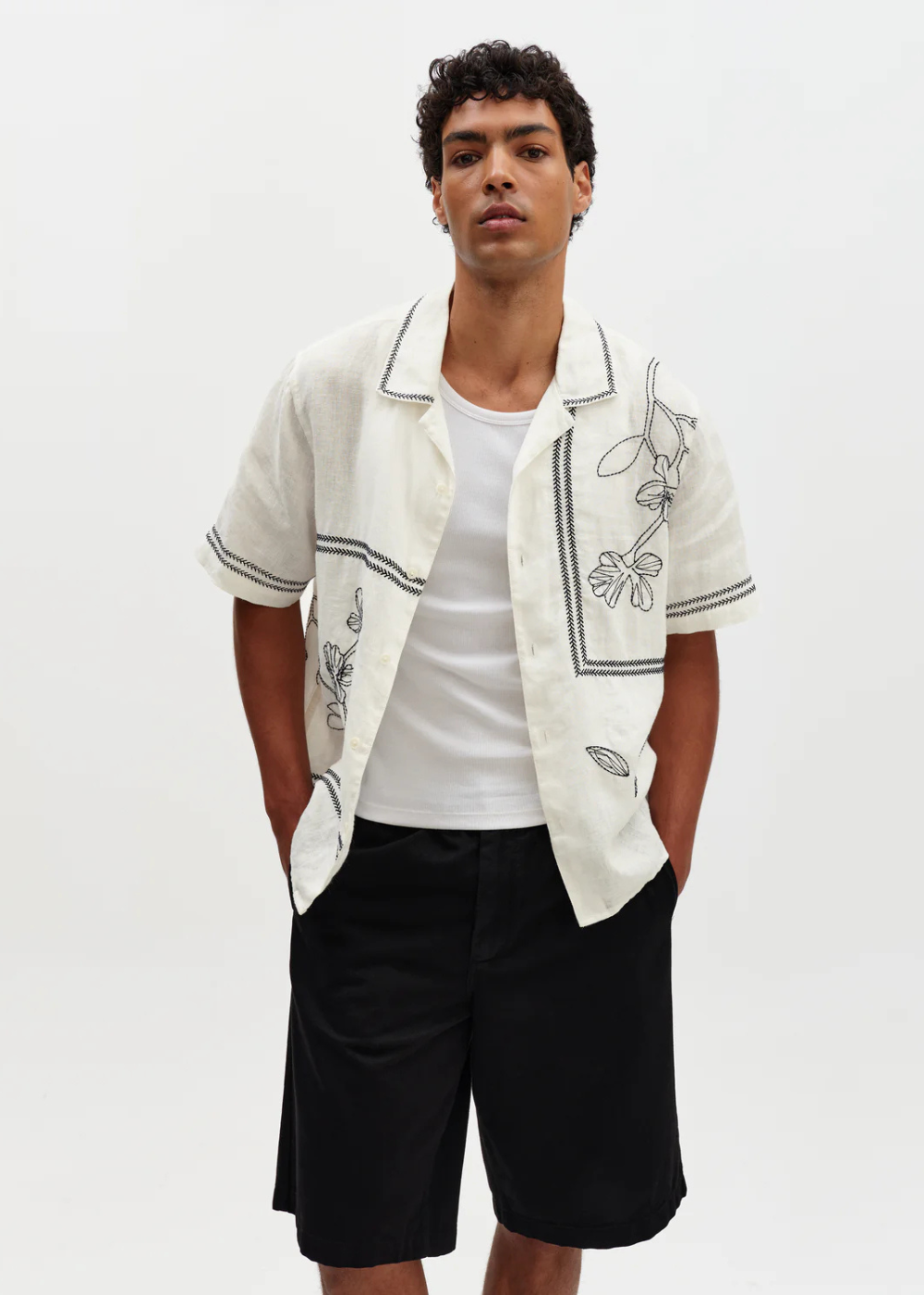 Didcot SS Shirt Grid Flower - Ecru/Navy - Wax London Canada - Danali