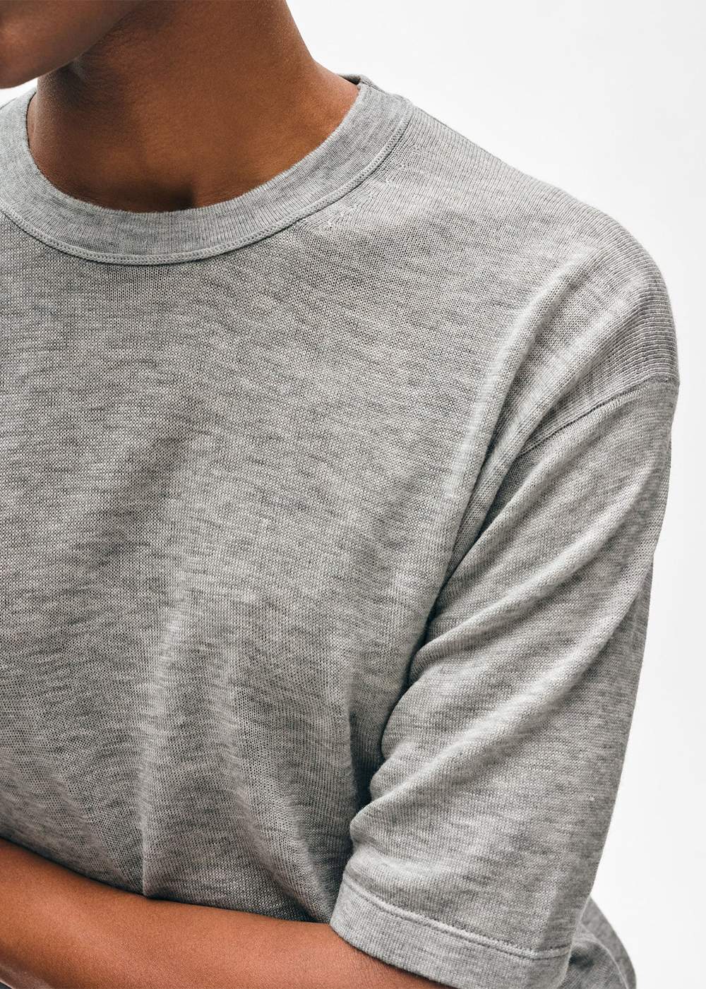 Superfine Cashmere Blend T-Shirt - Slate Heather - White & Warren Canada - Danali