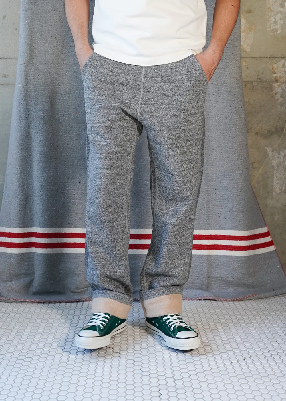 Fleeced Foxfibre® Sweatpants - Charcoal - Wonder Looper Canada - Danali