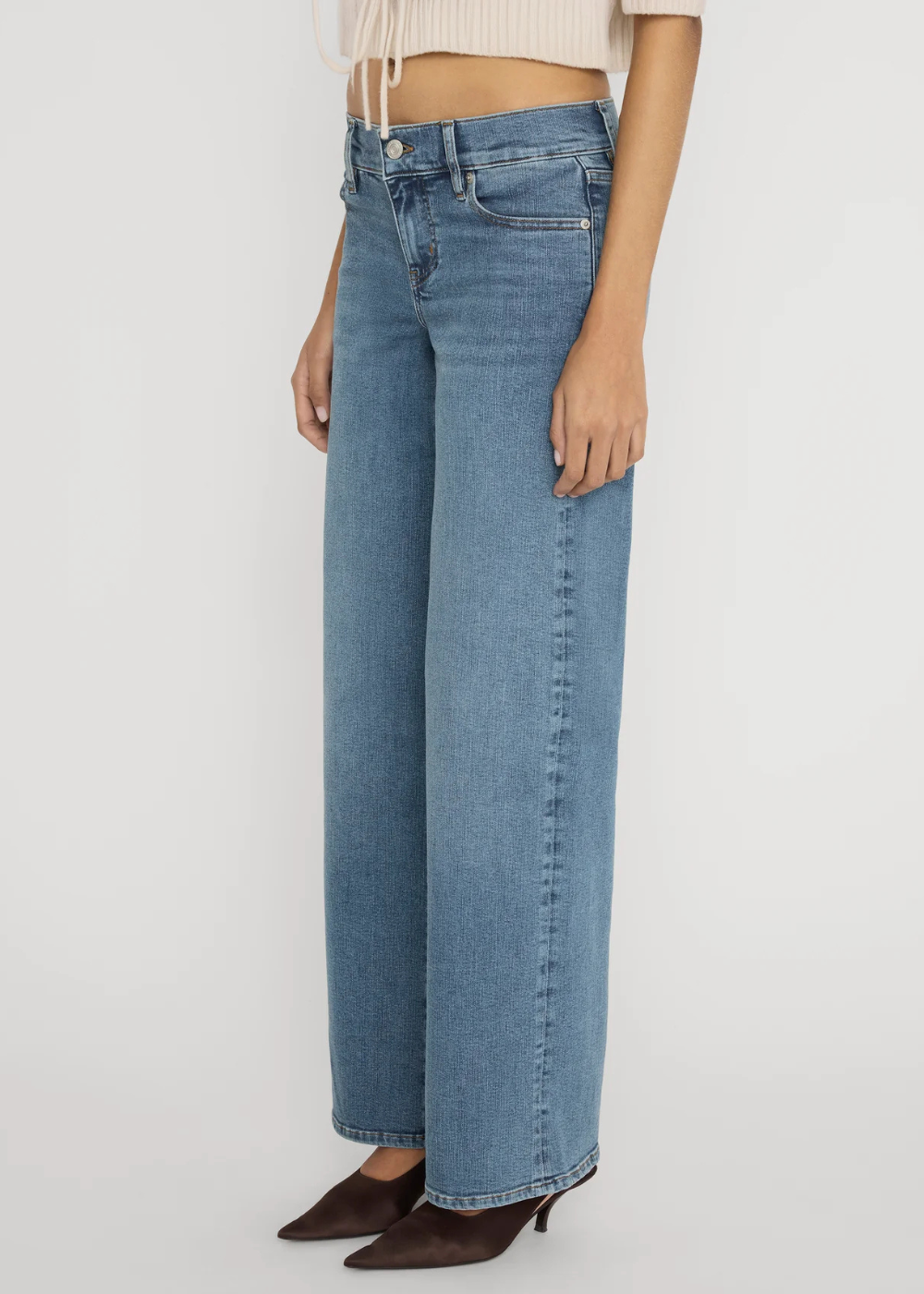 Le Sleek Straight Jean