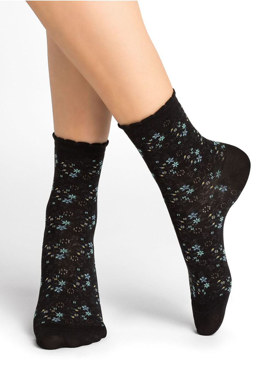 Open Work Liberty Pattern Ankle Socks - Black - Bleuforet Canada - Danali
