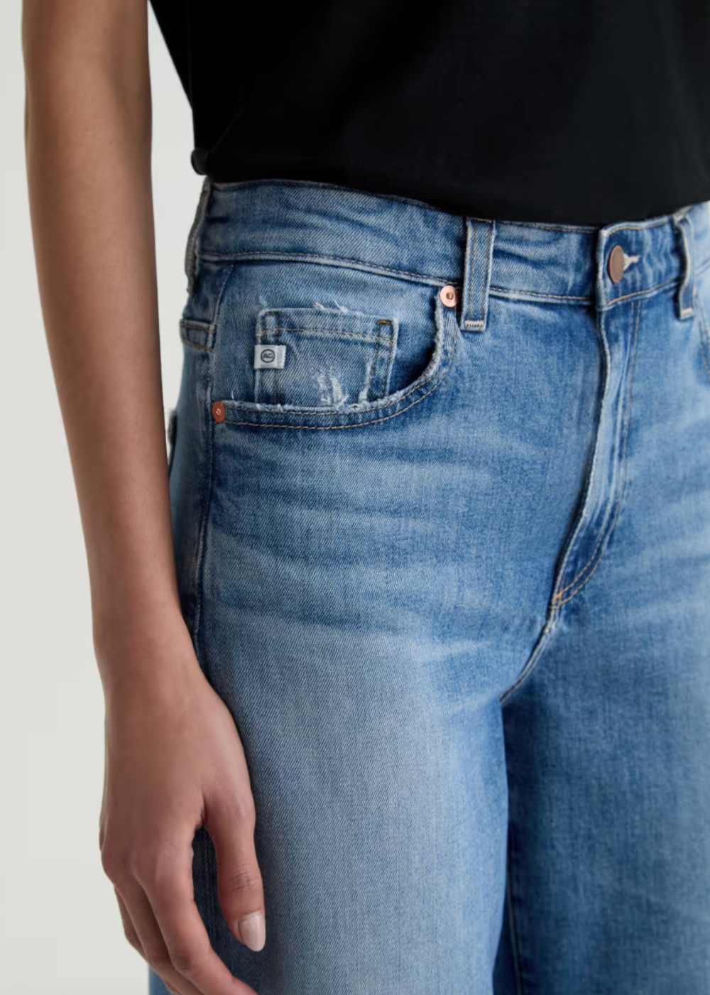 Saige Mid Rise Wide Leg Jean