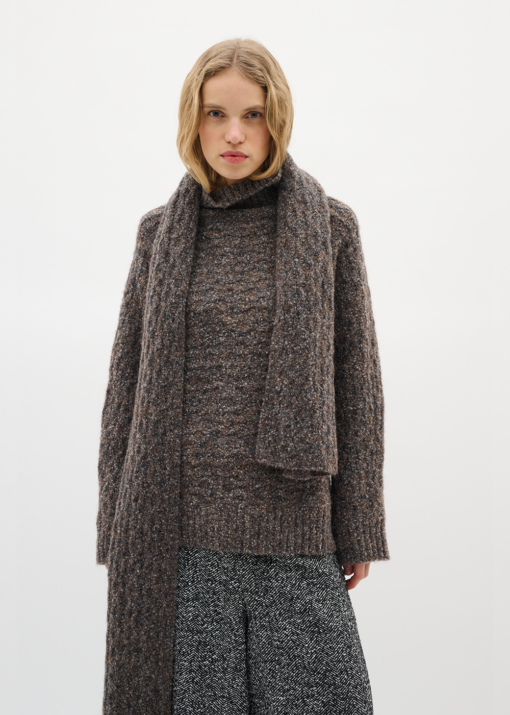 Graia Sweater
