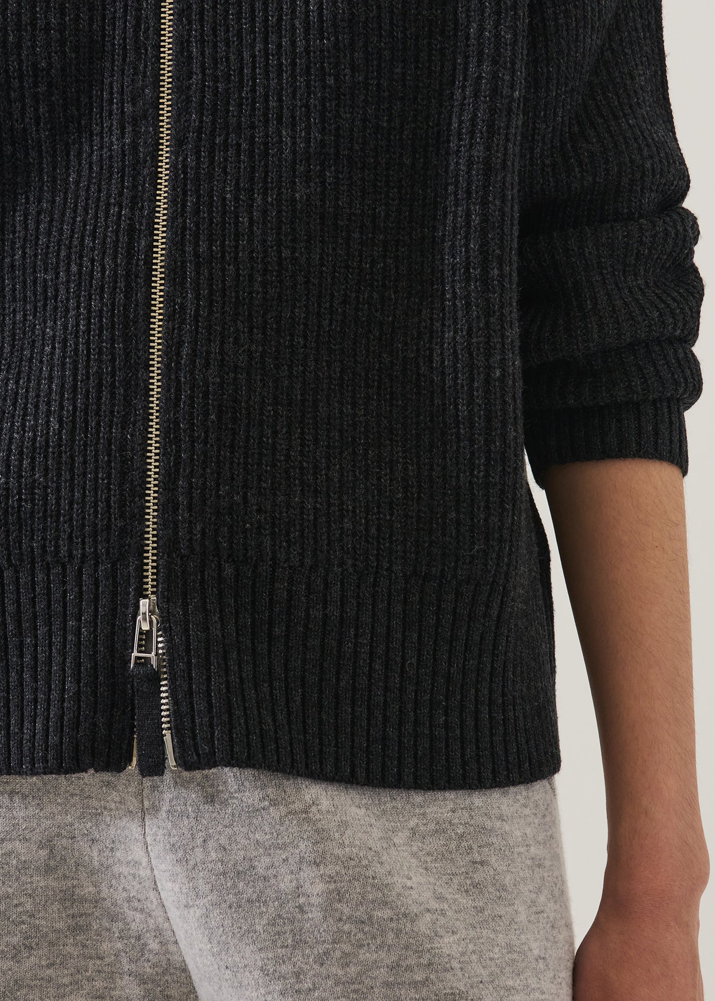 Extrafine Merino Rib Full Zip Bomber