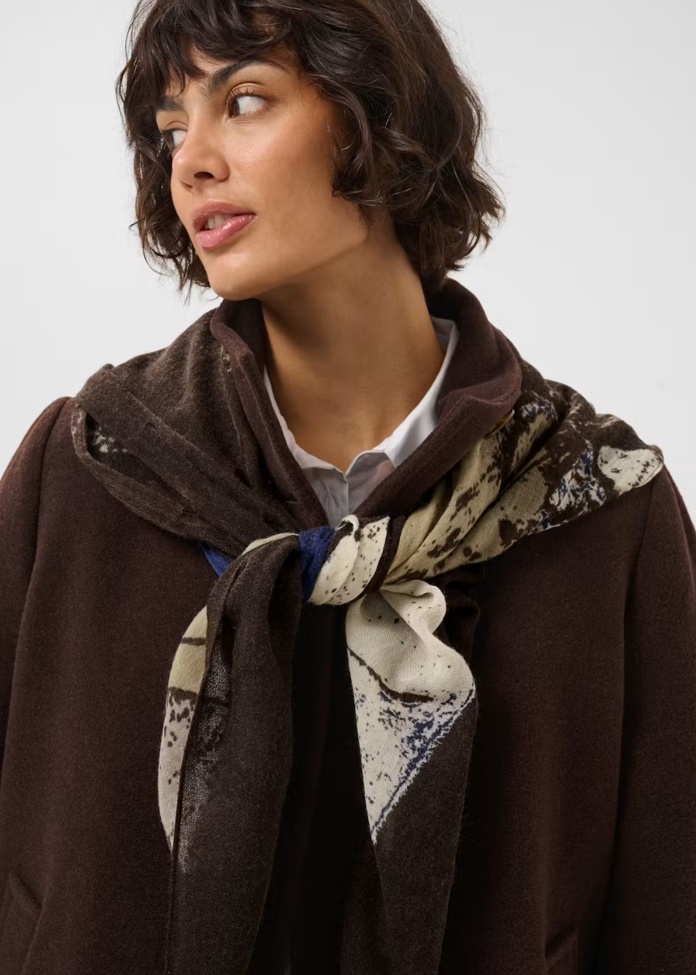Felisia Scarf