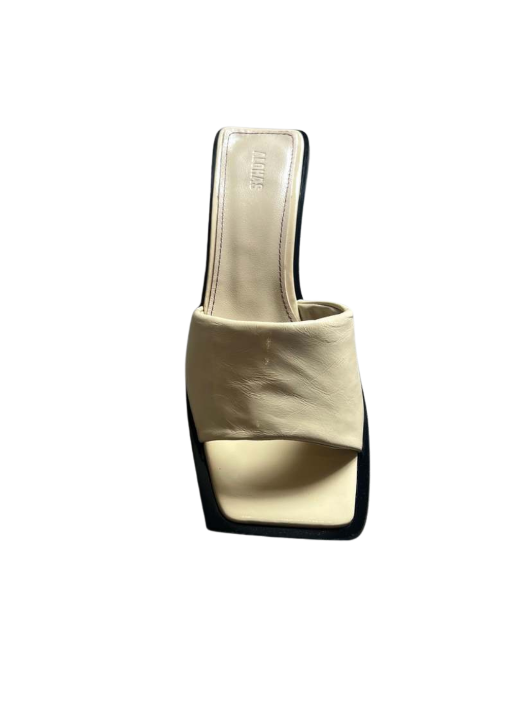 Kia Onix Cream Leather Sandals