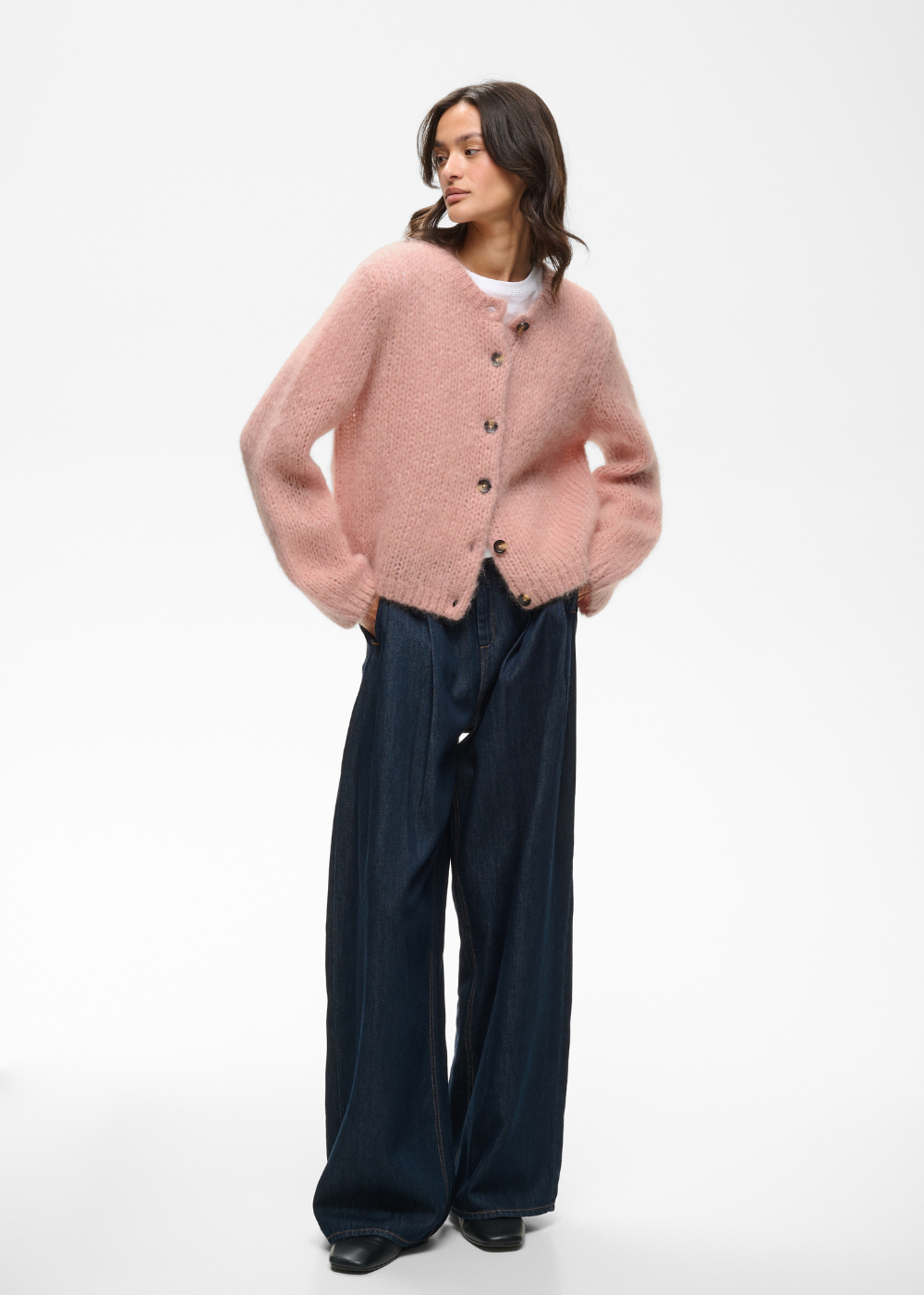 Jetra Cardigan