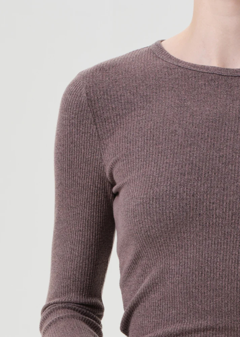Delphi Slim Tee