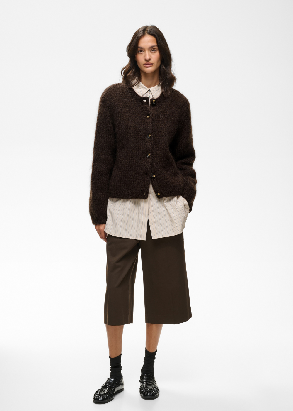 Jetra Cardigan