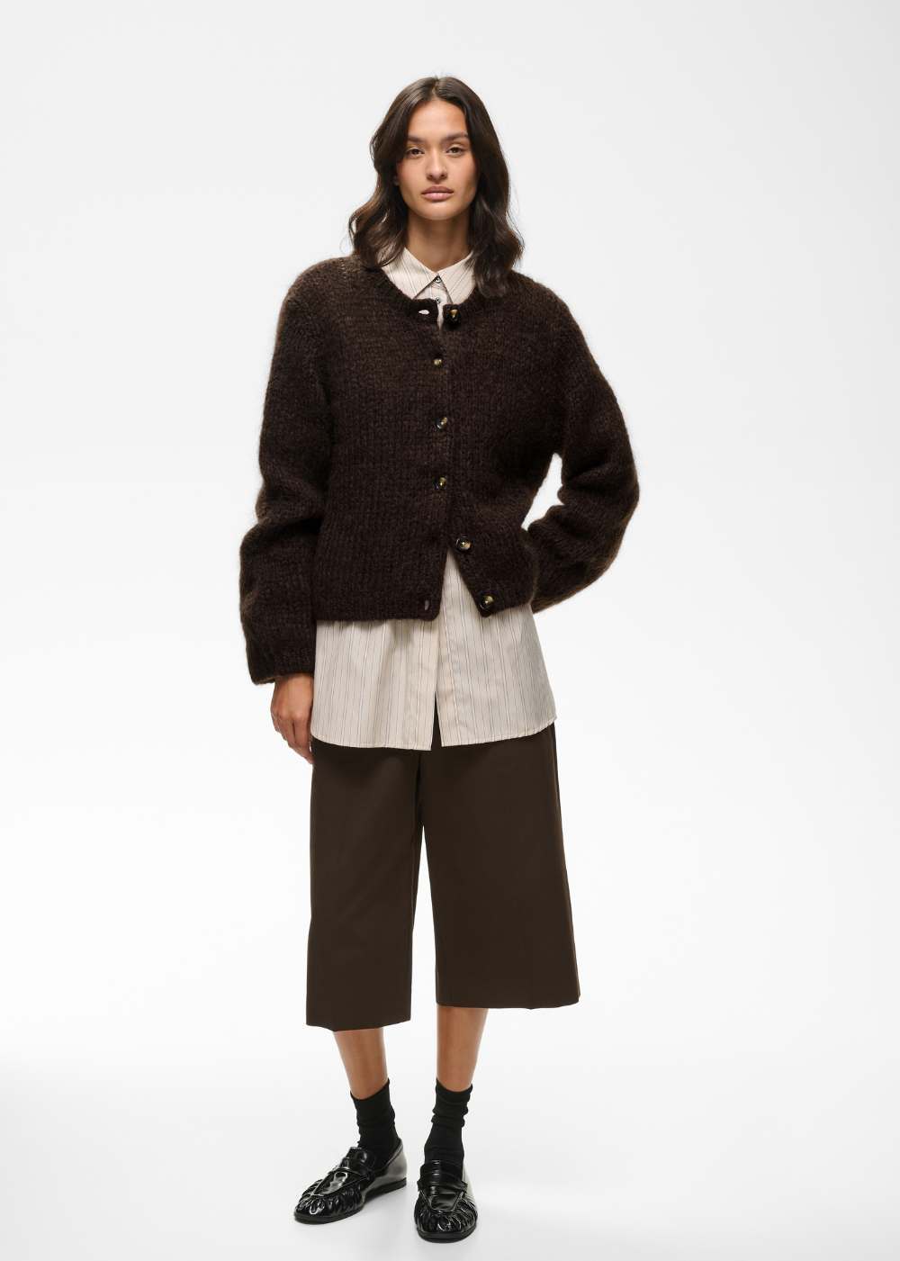 Jetra Cardigan
