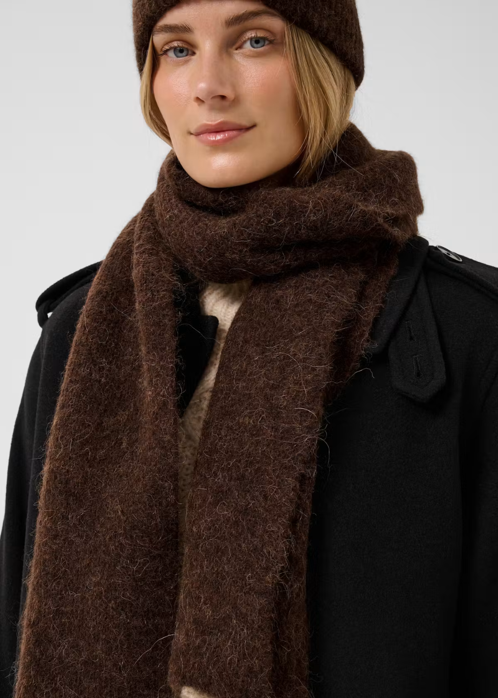 Svea Scarf