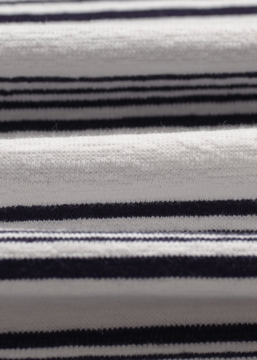 Dean SS Tee Thin Textured Stripe