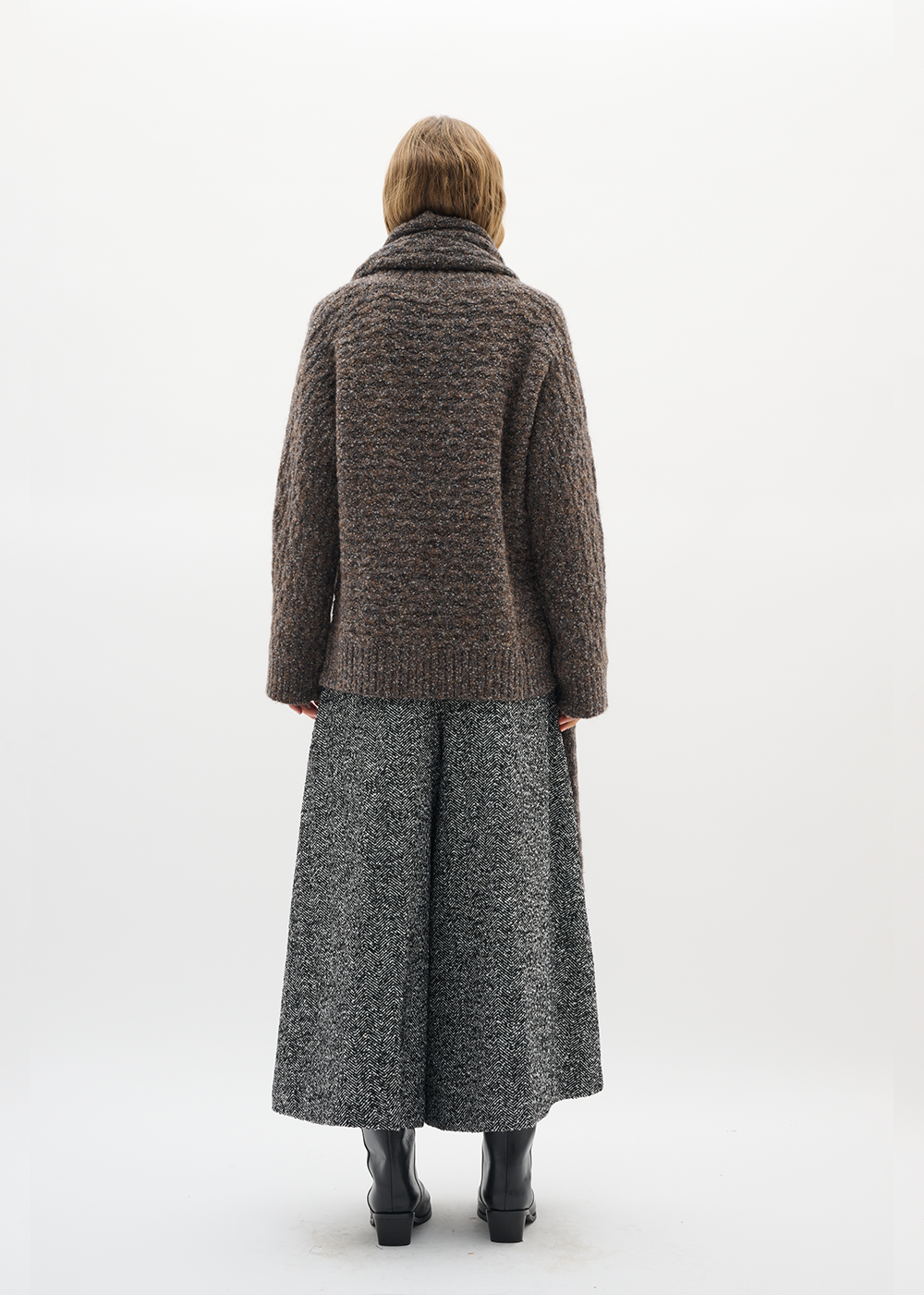 Graia Sweater