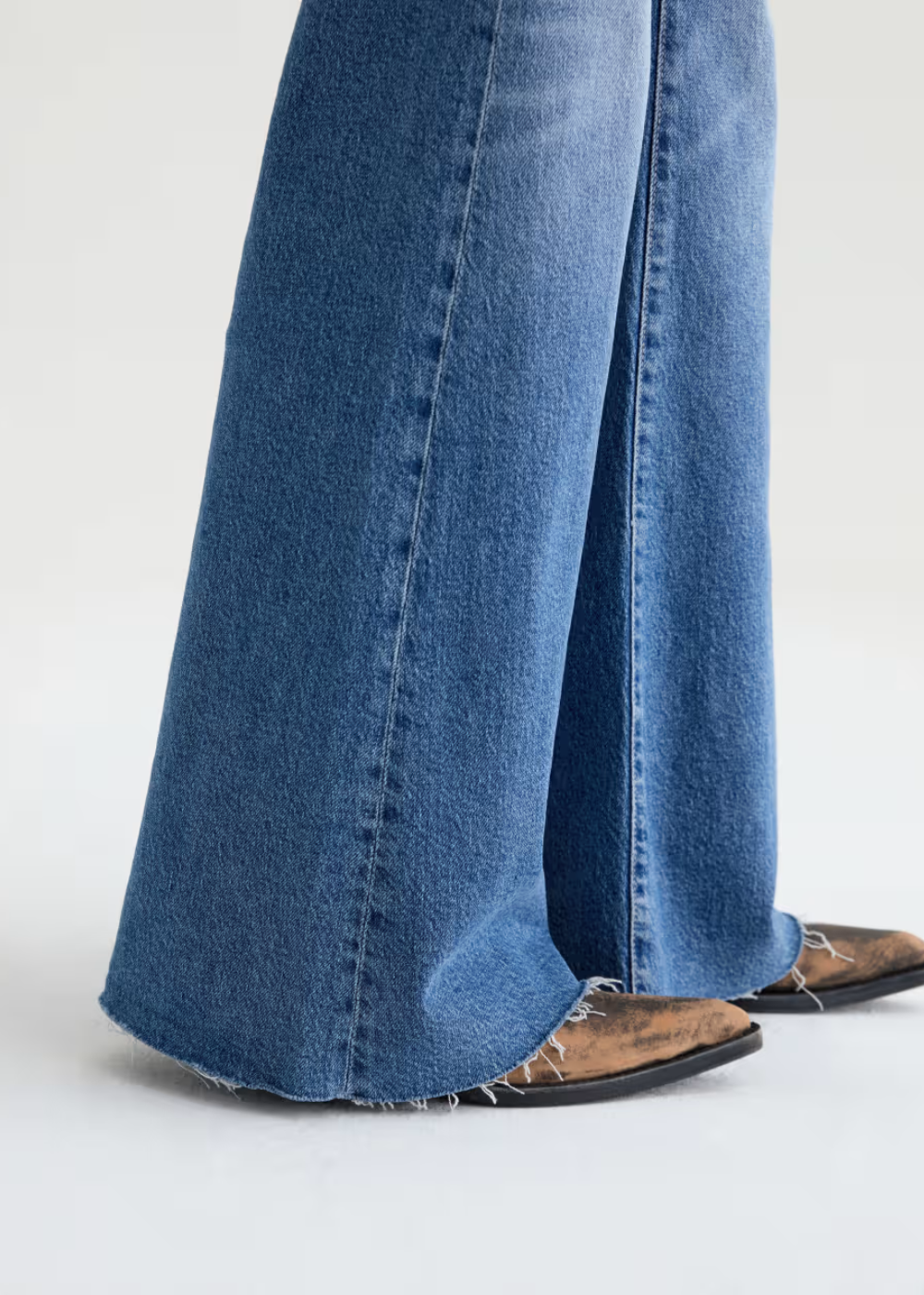 Georgia Relaxed Flare Jean