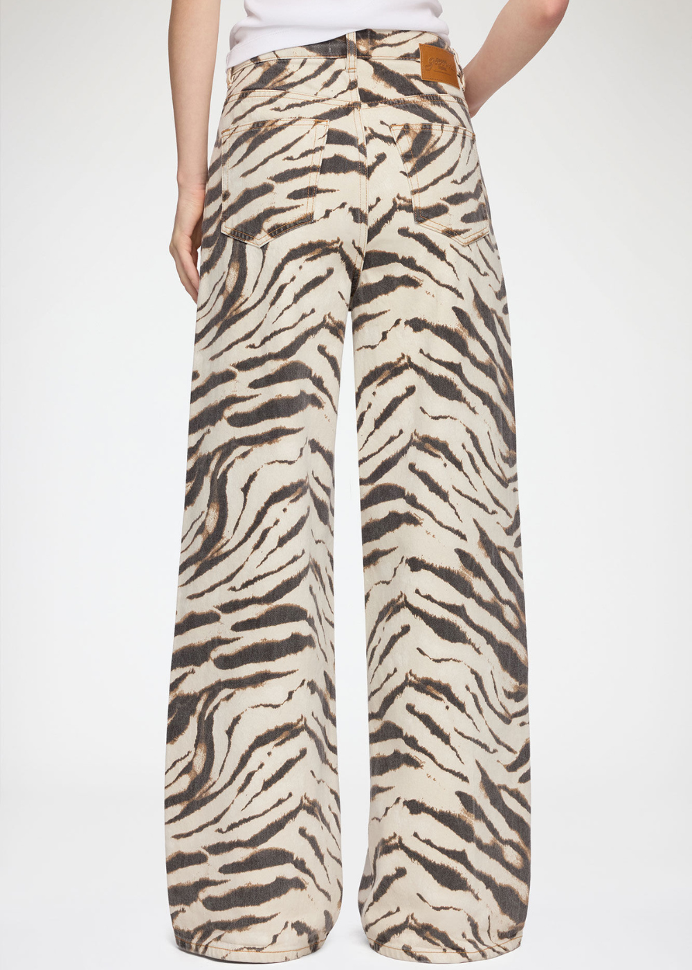 Print Denim Lari Jeans