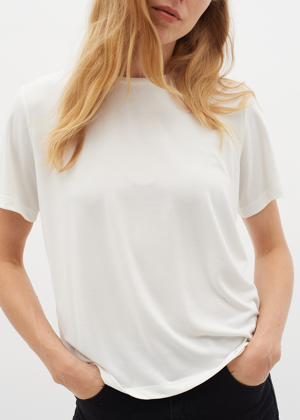 Liliana T-Shirt